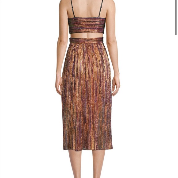 Aidan by Aidan Mattox metallic pleated dress - Picture 2 of 11